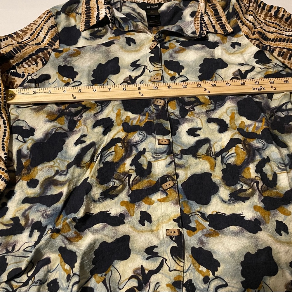 Ali Miles Multicolor Patterned Top - Picture 6 of 6